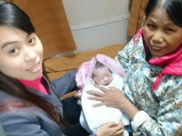 Audio 27-1-2016: Bé gái chào đời an toàn trên tàu Thống Nhất