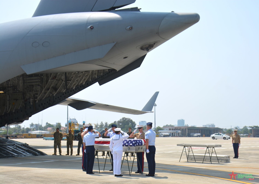 Việt Nam - Mỹ tăng cường hợp tác khắc phục hậu quả chiến tranh