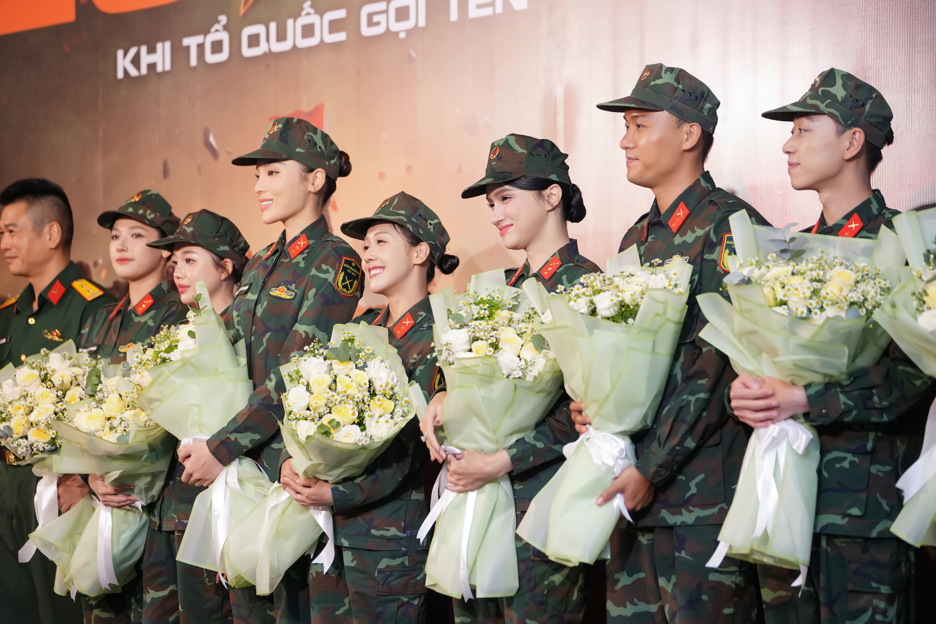Gần 50 nghệ sĩ hàng đầu showbiz Việt tham gia "Sao nhập ngũ 2025- Khi tổ quốc gọi tên"