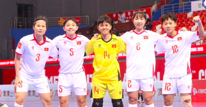 Việt Nam giành vé đầu tiên vào tứ kết Giải futsal nữ vô địch châu Á 2025