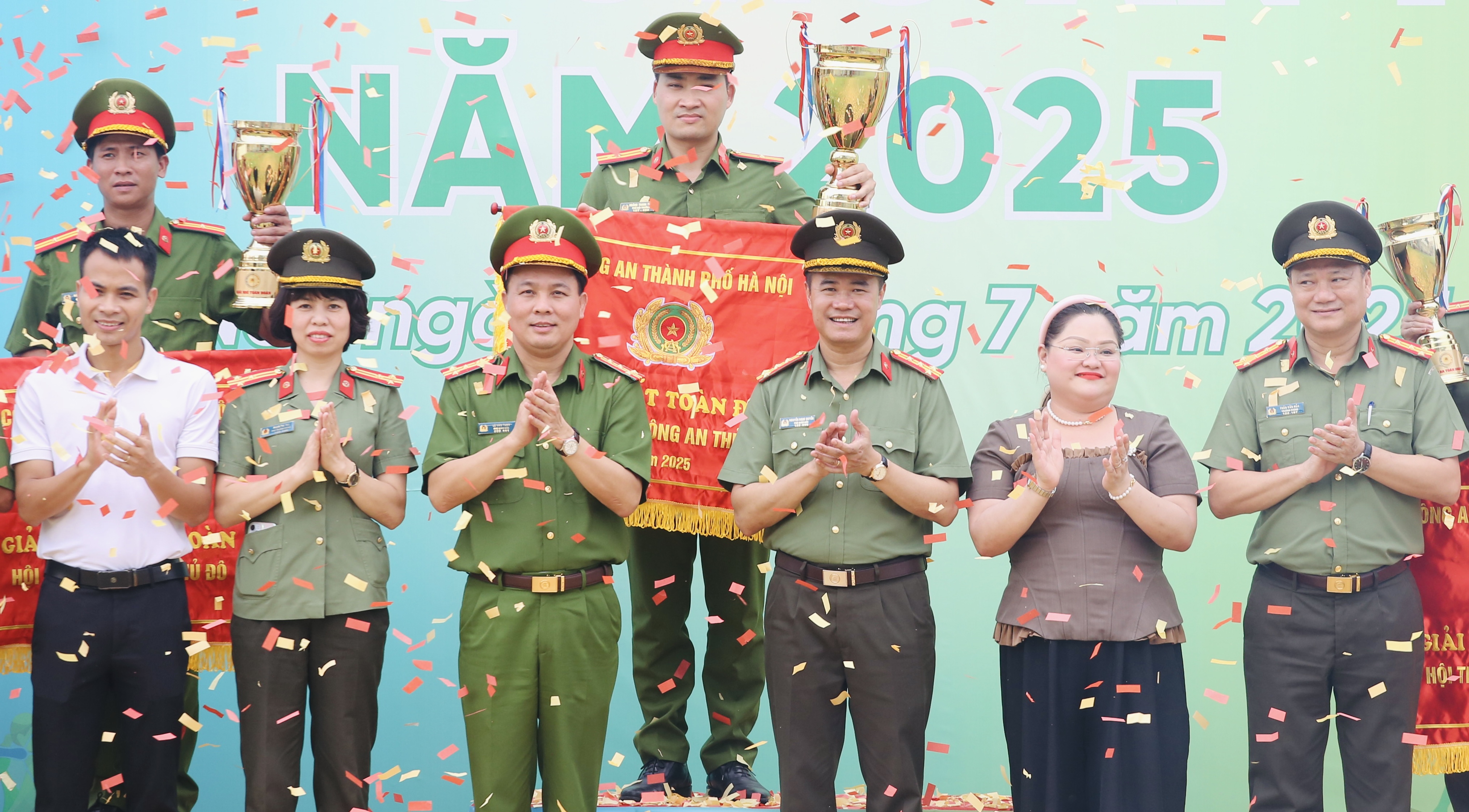 Vinh danh tập thể, cá nhân xuất sắc tại Hội thao Công an Thủ đô 2025