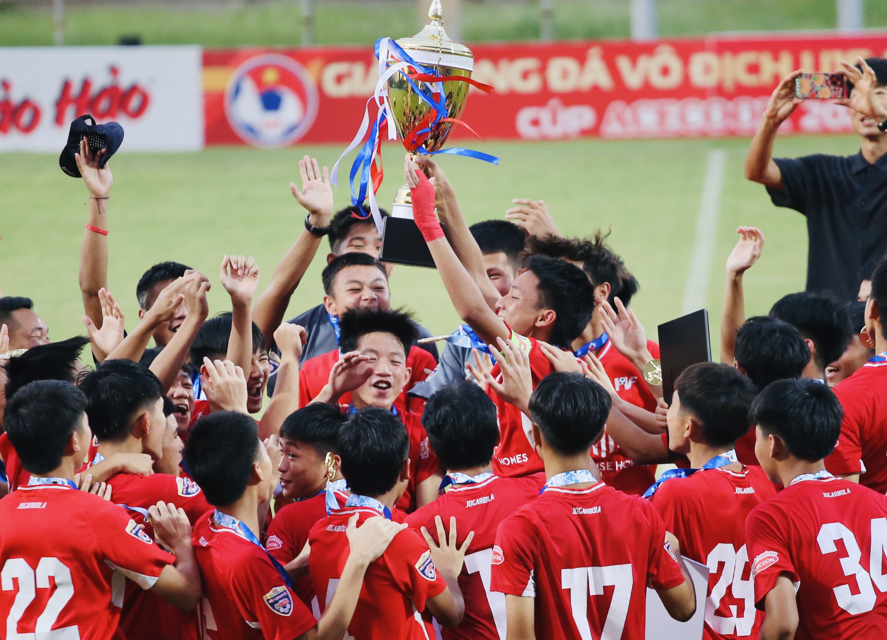 PVF lập cột mốc vô địch mới tại giải U15 quốc gia