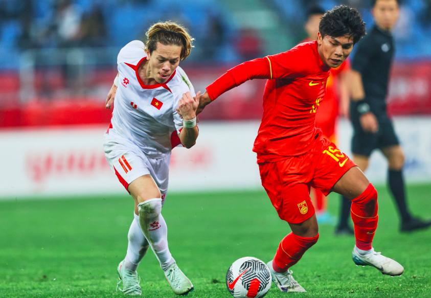 Ai dẫn U23 Việt Nam đấu Trung Quốc, Hàn Quốc, Uzbekistan?