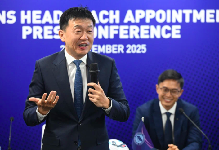 Chủ tịch bóng đá Singapore bỏ 41 tỉ đồng tiền túi thưởng đội tuyển quốc gia