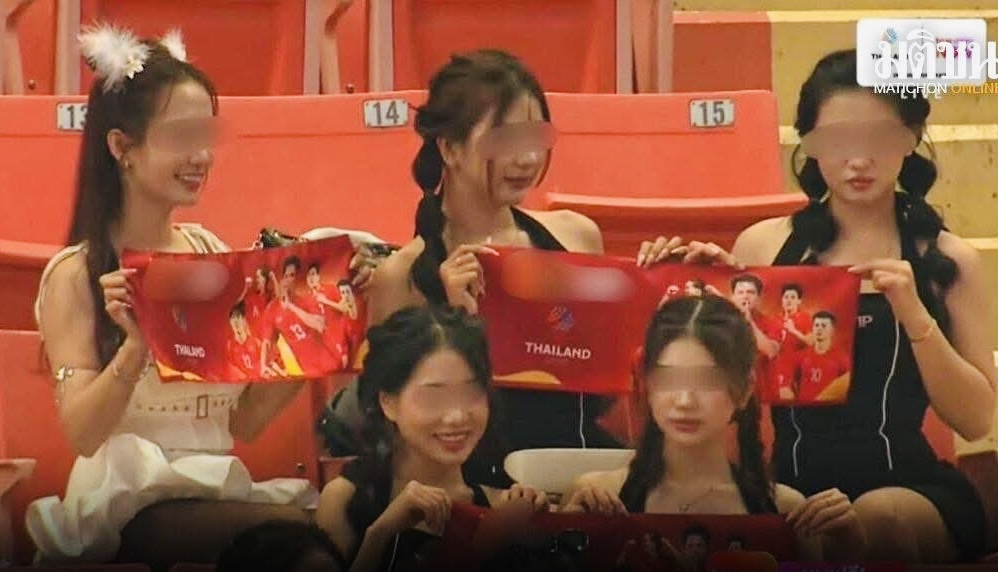 Ăn mặc gợi cảm, công khai quảng cáo web cờ bạc tại SEA Games 33