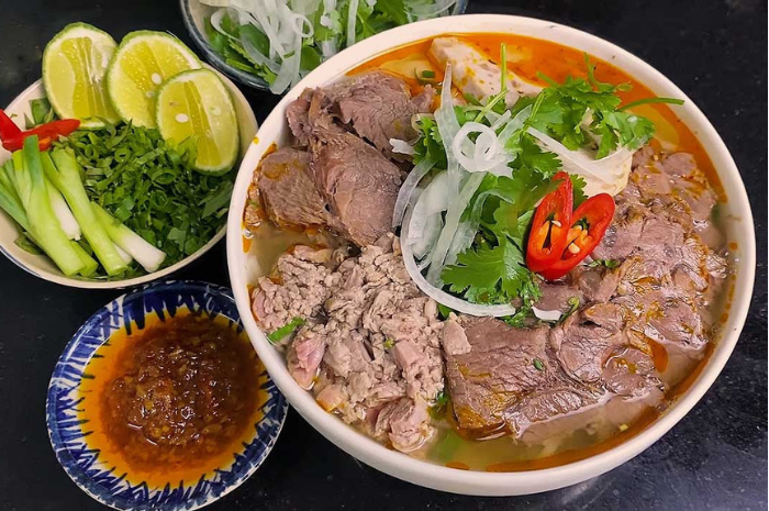 Bún bò Huế lọt top những món ăn sáng ngon nhất thế giới
