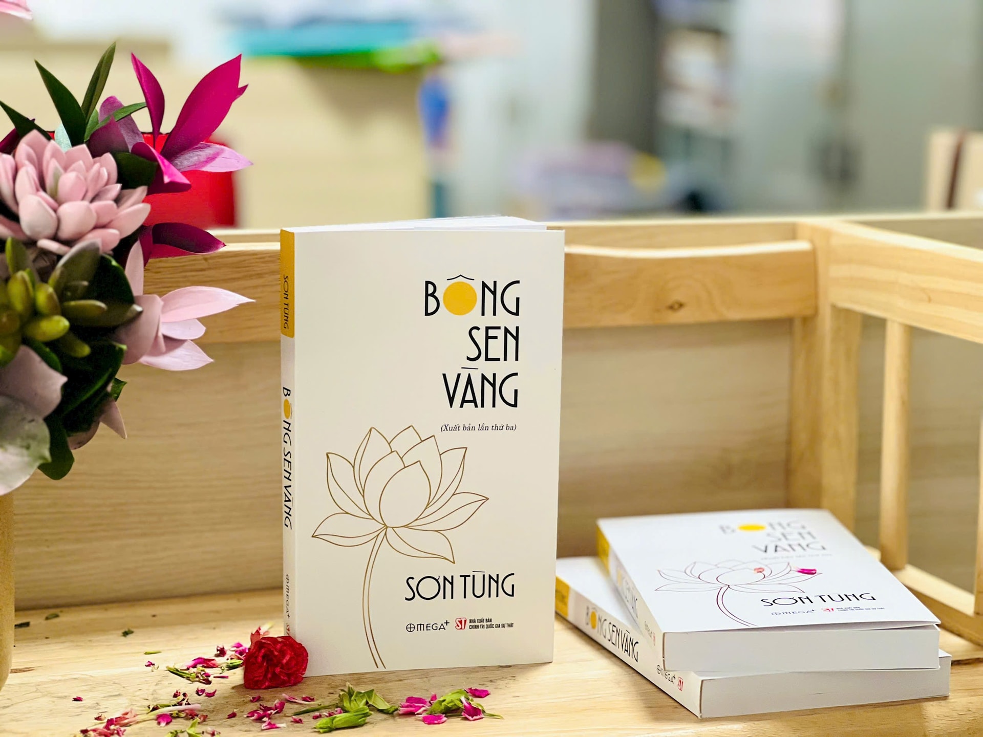 Tái bản "Bông sen vàng" - cuốn sách về tuổi thơ và lý tưởng cách mạng của Bác Hồ