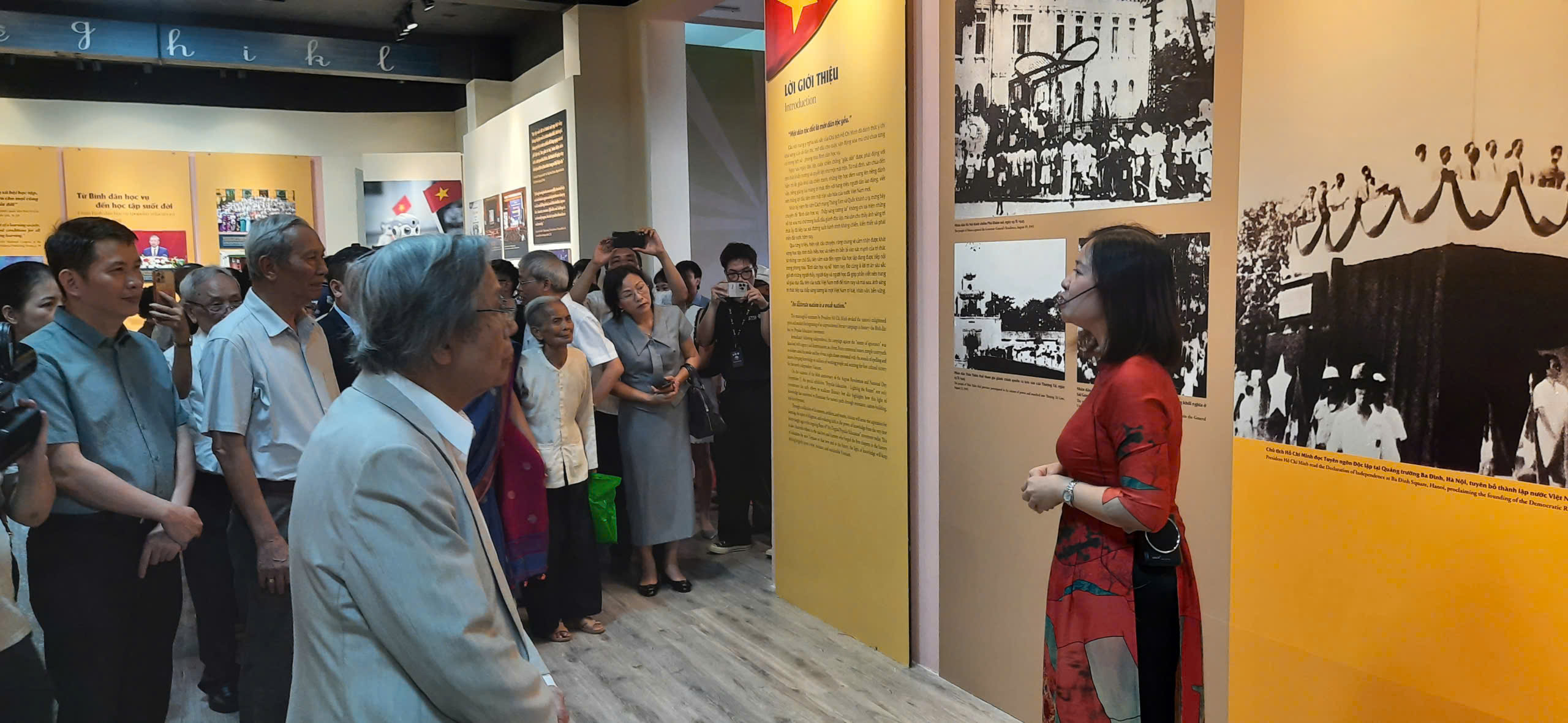 Nhìn lại phong trào Bình dân học vụ cách đây 80 năm