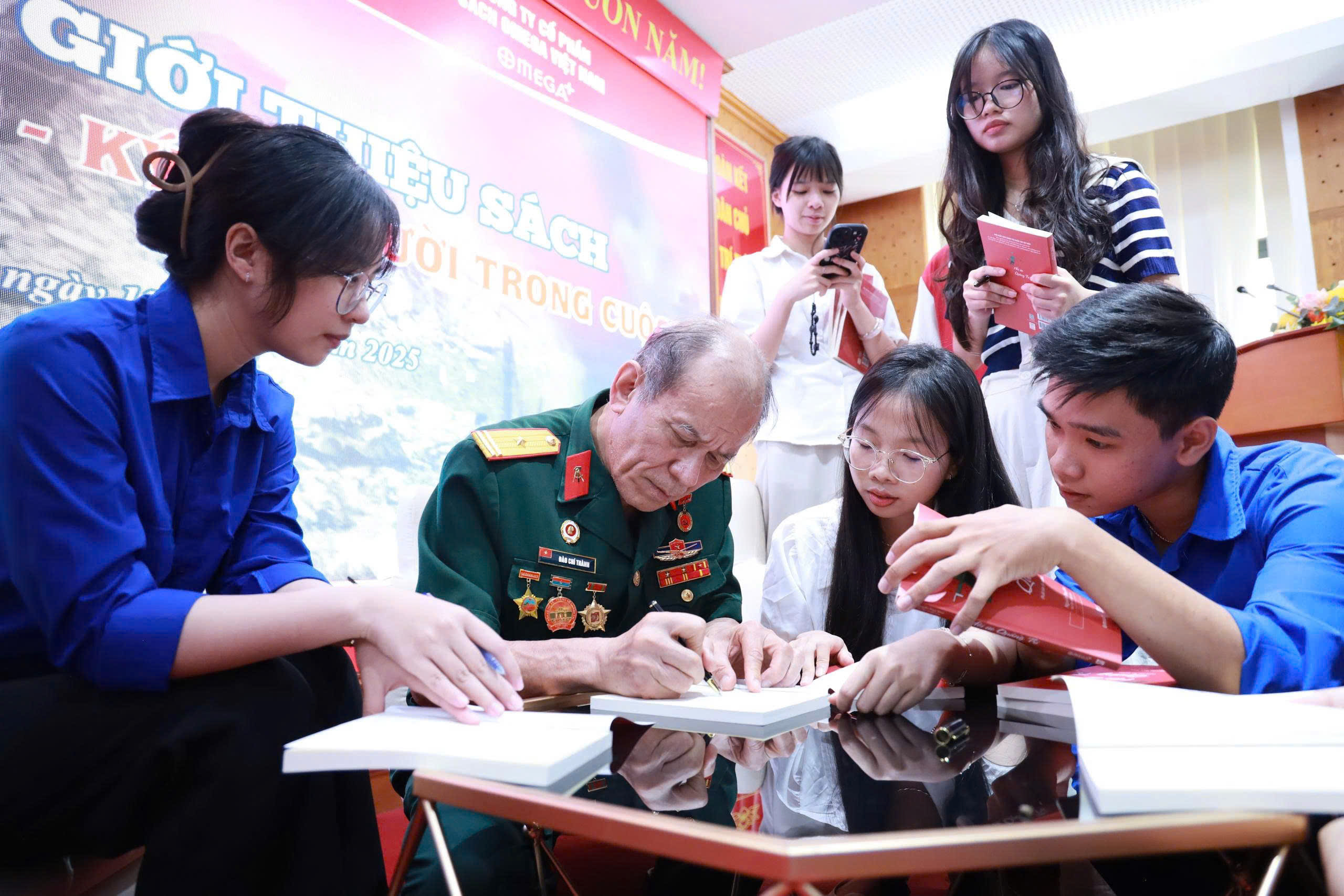 "Hồi ức Quảng Trị - Ký ức người trong cuộc"