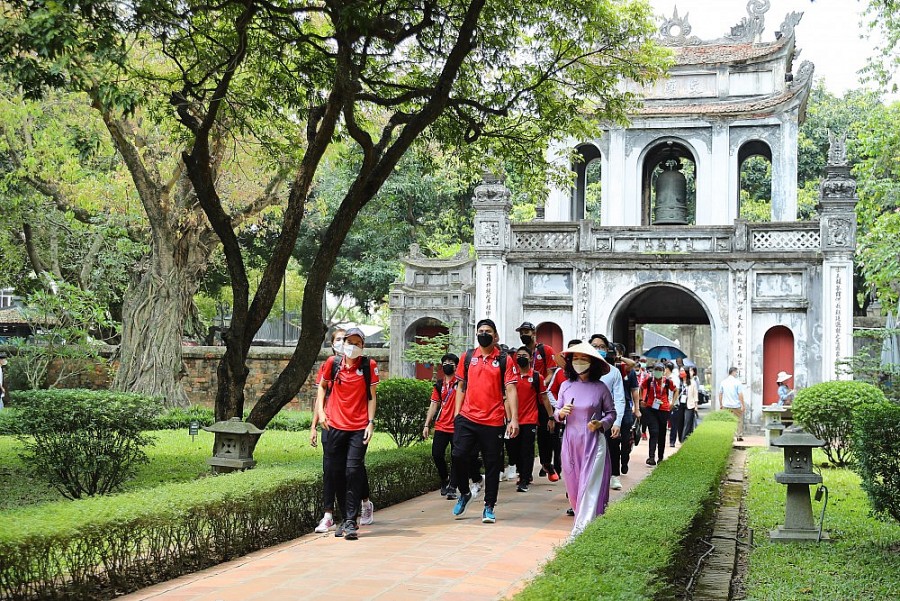 HƯỚNG TỚI ĐẠI HỘI ĐẢNG BỘ TP HÀ NỘI LẦN THỨ XVIII: Hà Nội - thành phố của những danh hiệu du lịch uy tín