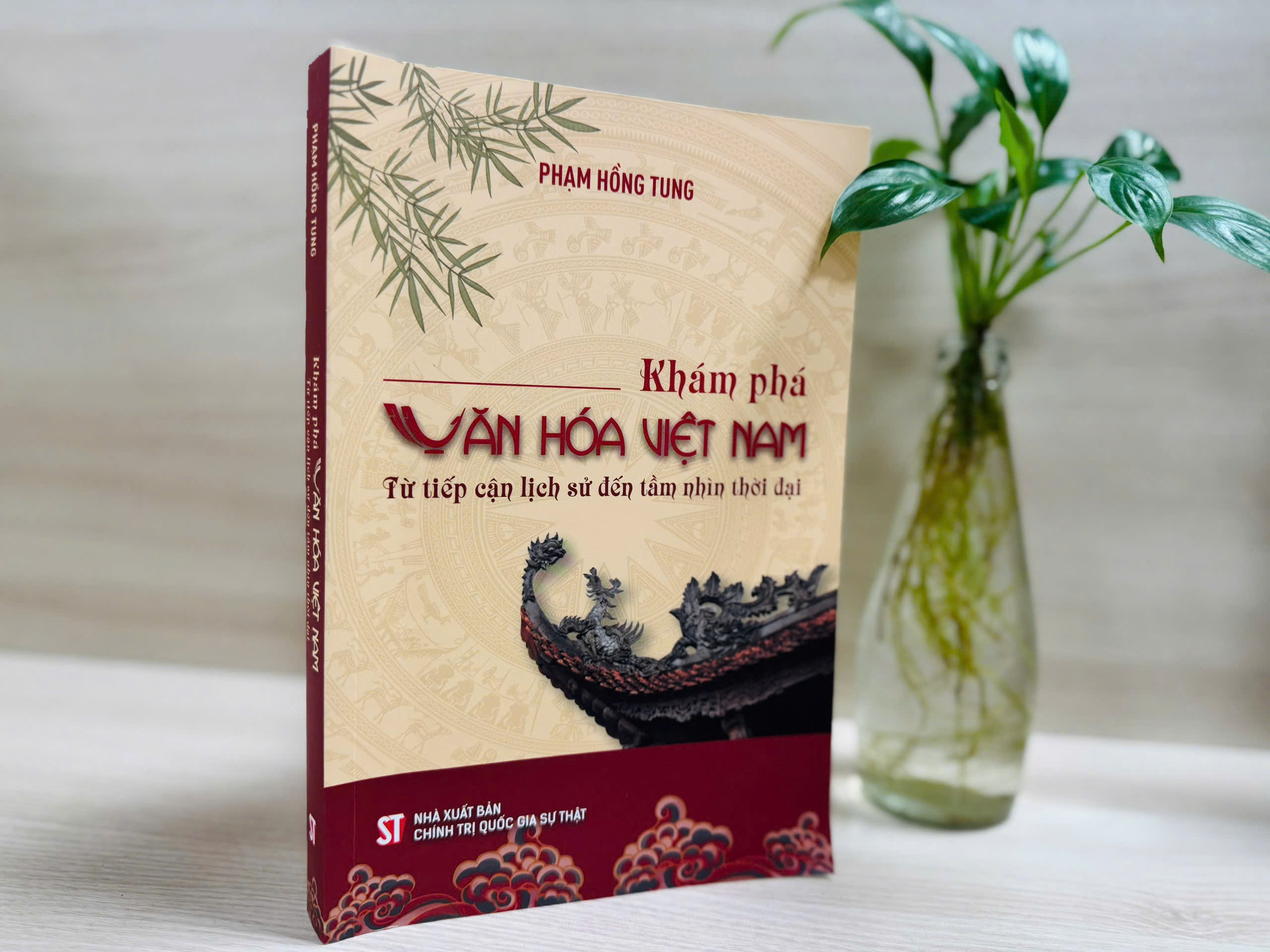 Khám phá văn hóa Việt Nam từ tiếp cận lịch sử đến tầm nhìn thời đại