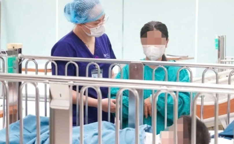 Bệnh nhi trong vụ “nộp đủ tiền mới cấp cứu” được xuất viện
