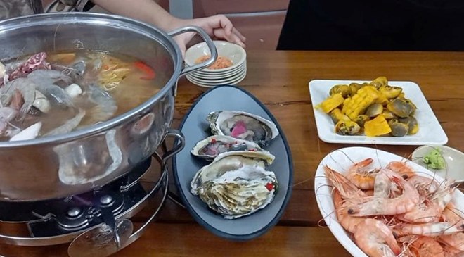 Vụ 7 người nhập viện sau ăn buffet, Cục An toàn thực phẩm đề nghị truy xuất