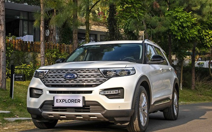 Xe Ford Explorer 2020-2023 nhập khẩu gặp lỗi kỹ thuật