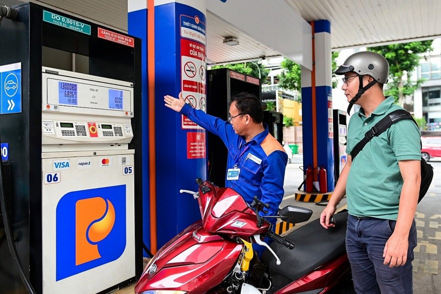 Giá xăng tăng trở lại từ chiều nay