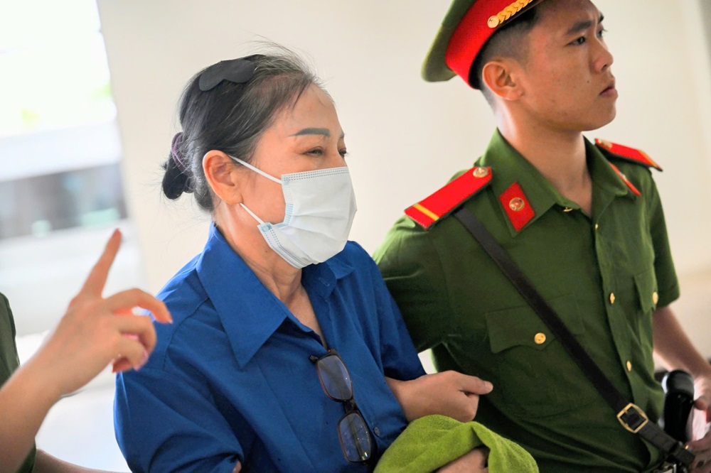 Luật sư nói cựu Bí thư Vĩnh Phúc Hoàng Thị Thúy Lan mắc bệnh tim và chứng ngừng thở