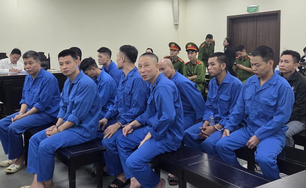 Cựu trưởng khoa và cấp phó bệnh viện lĩnh án tù vì nhận tiền của bệnh nhân