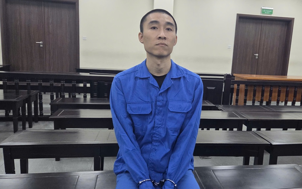 Cựu nhân viên viễn thông lừa đảo bằng mánh đầu tư đường truyền Internet