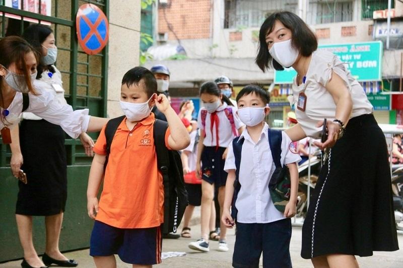 Dạy học 2 buổi/ ngày từ năm học mới không còn theo kiểu dạy thêm có thu tiền như trước