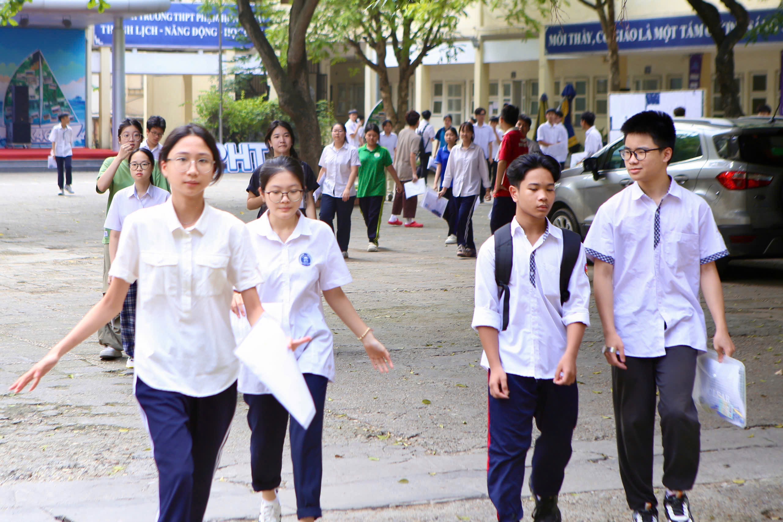 Hà Nội công bố đáp án 3 môn thi lớp 10