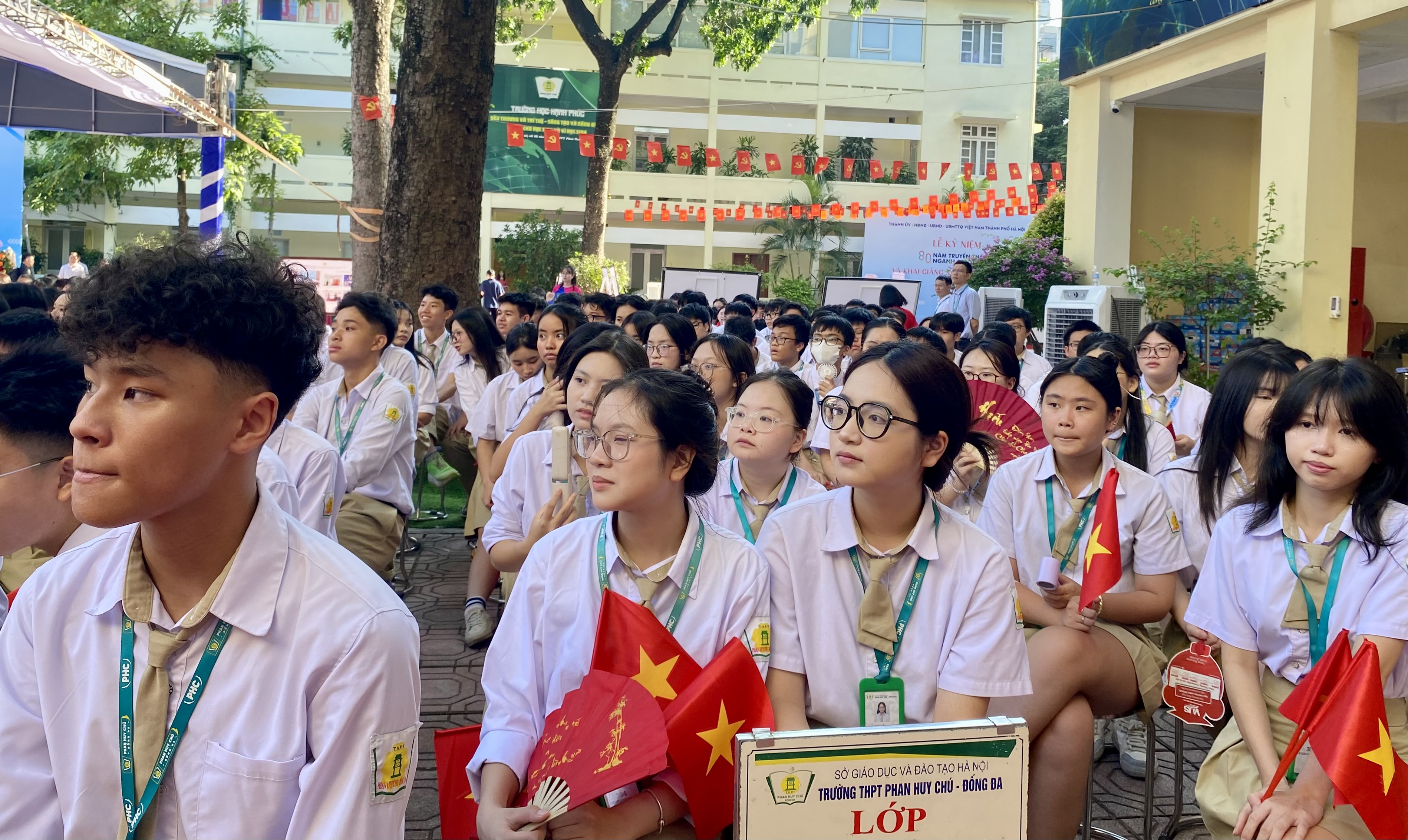 Lý do khiến Bộ GD-ĐT phải sửa đổi Thông tư 29 về dạy và học thêm