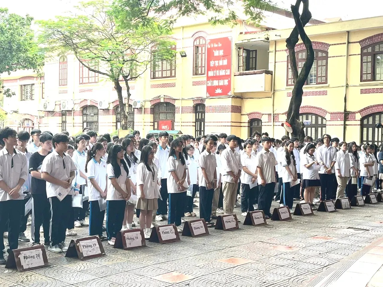 Hà Nội công nhận 2.839 học sinh đạt giải kỳ thi chọn học sinh giỏi THPT cấp thành phố