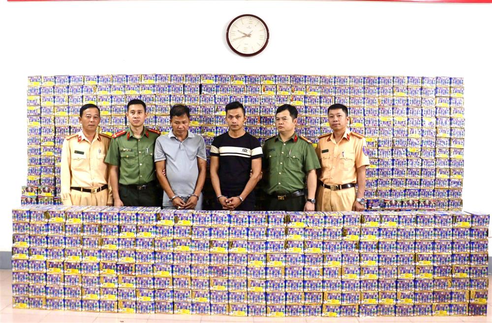 Đánh sập đường dây mua bán pháo nổ trái phép xuyên quốc gia