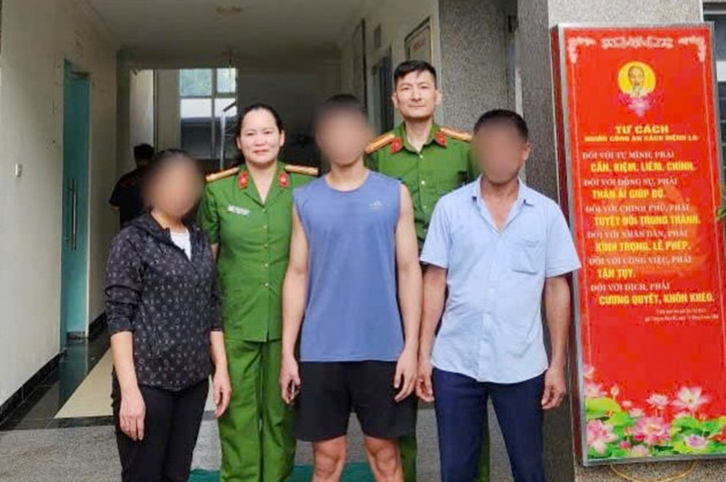 Giải cứu nam thanh niên đang chuẩn bị đến Tây Ninh theo yêu cầu của kẻ lừa đảo