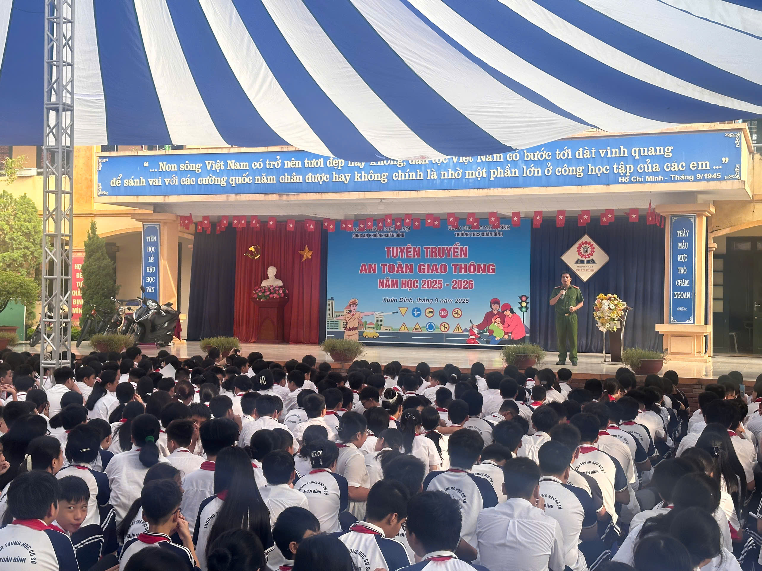 Giúp học sinh Trung học cơ sở thêm nhận thức về an toàn giao thông