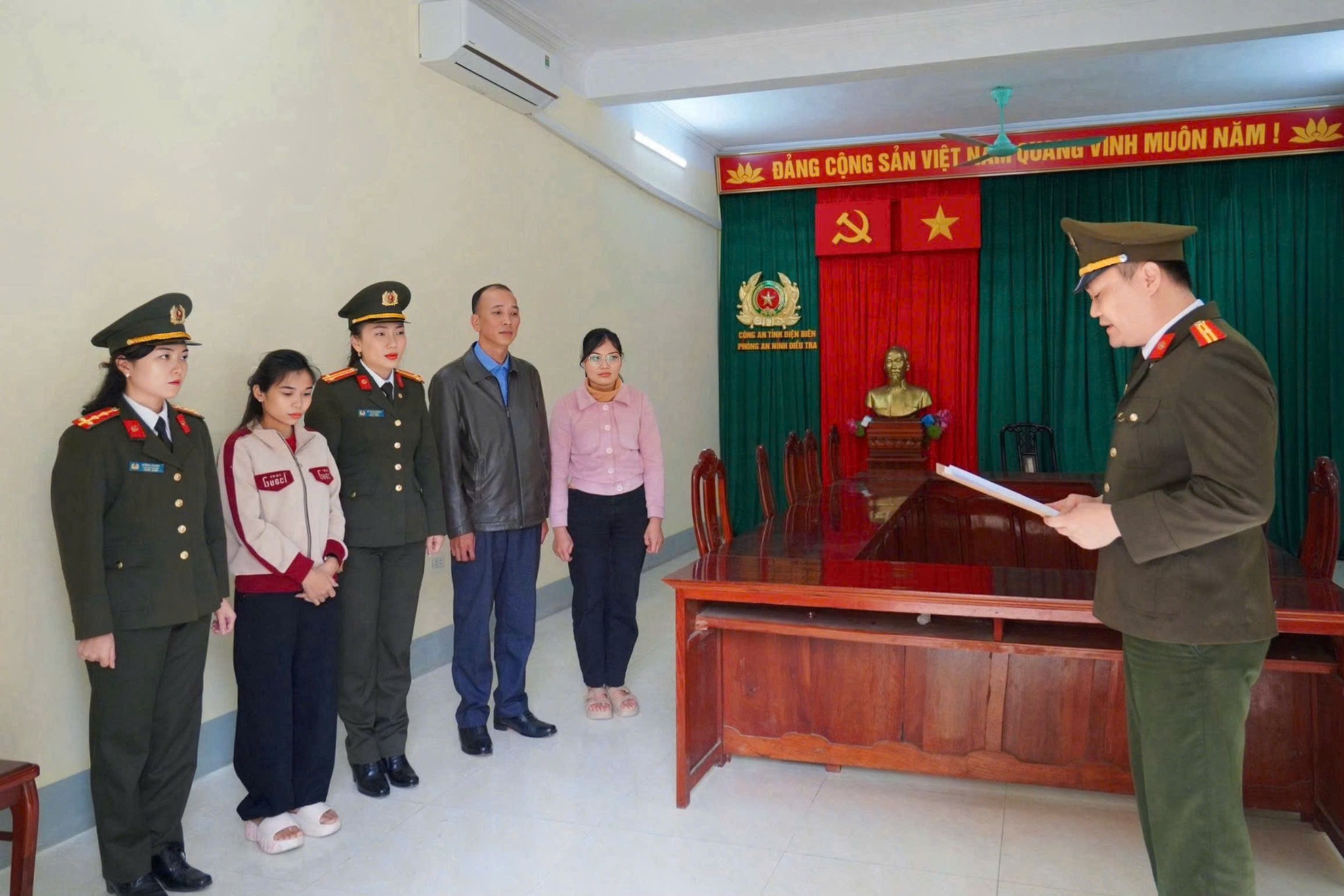 Mạo danh nhân viên Công ty Home Credit Việt Nam để lừa đảo