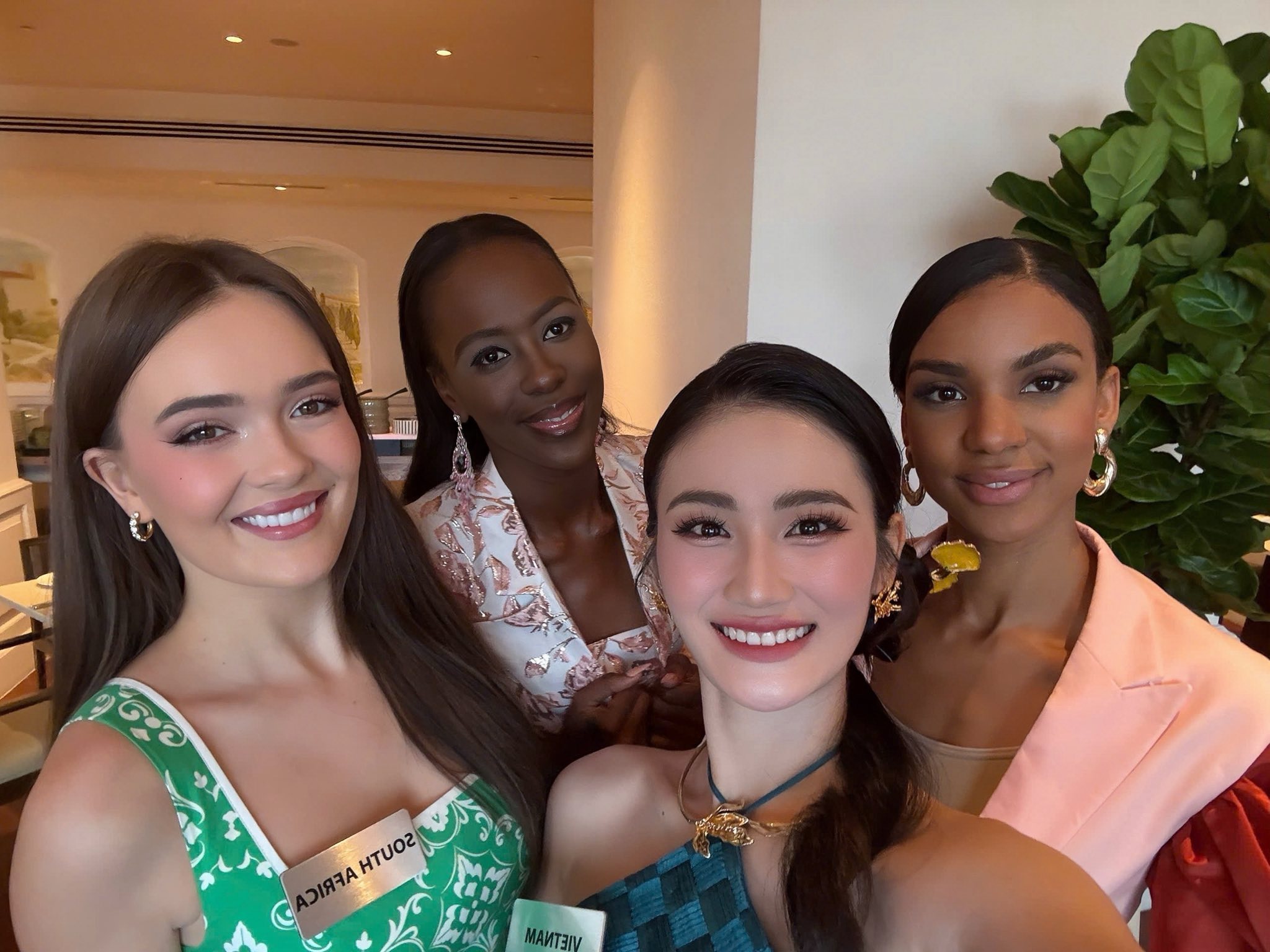 Trang phục giúp Ý Nhi ghi điểm tại "Miss World 2025"