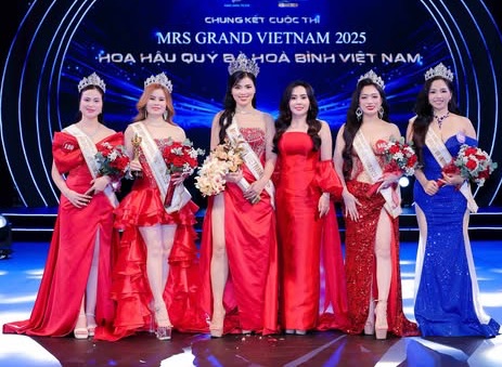 Tân Hoa hậu "Mrs Grand Vietnam 2025" từng giành học bổng toàn phần ở Ấn Độ