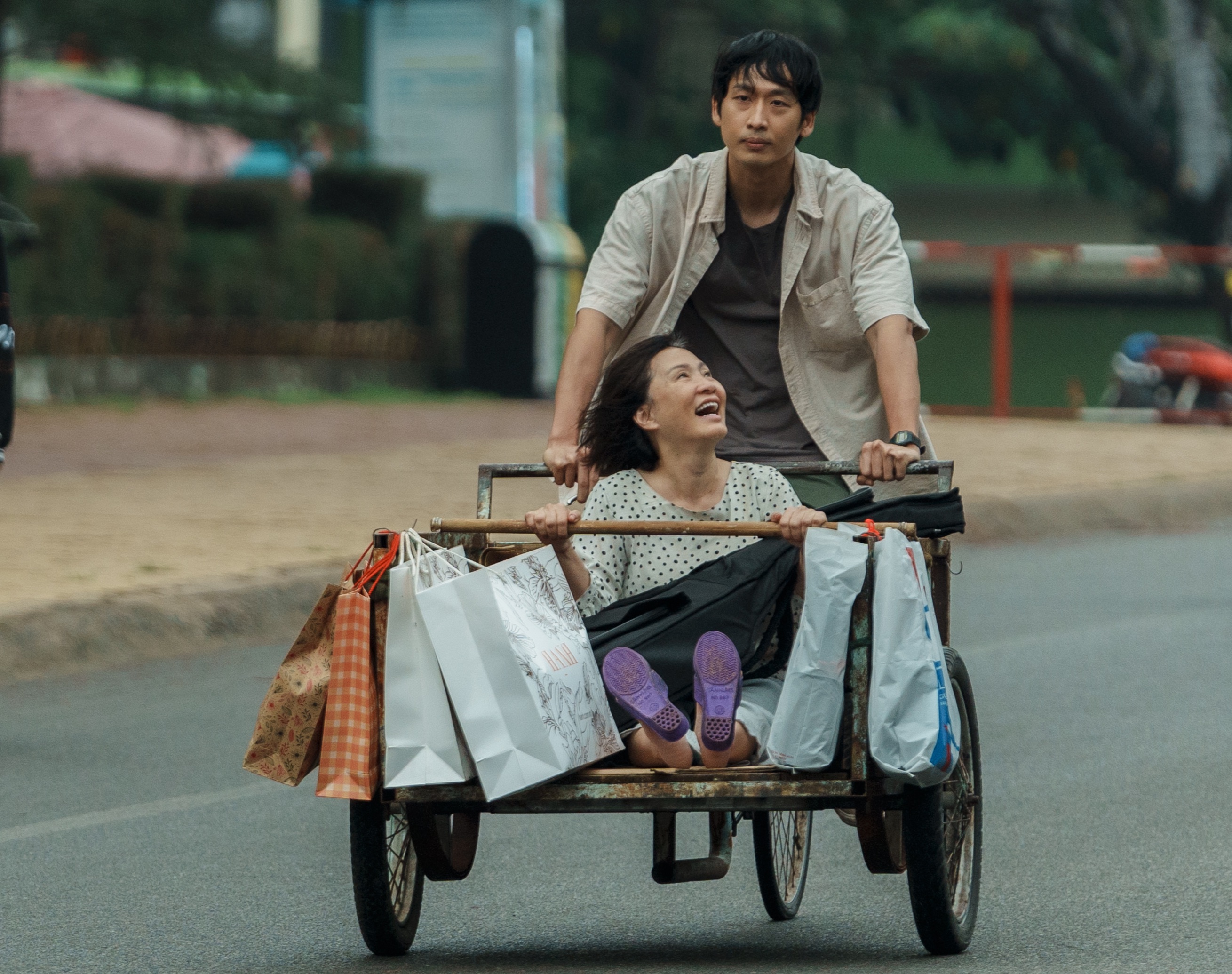 Hồng Đào - Tuấn Trần: Cặp mẹ con định mệnh của màn ảnh Việt