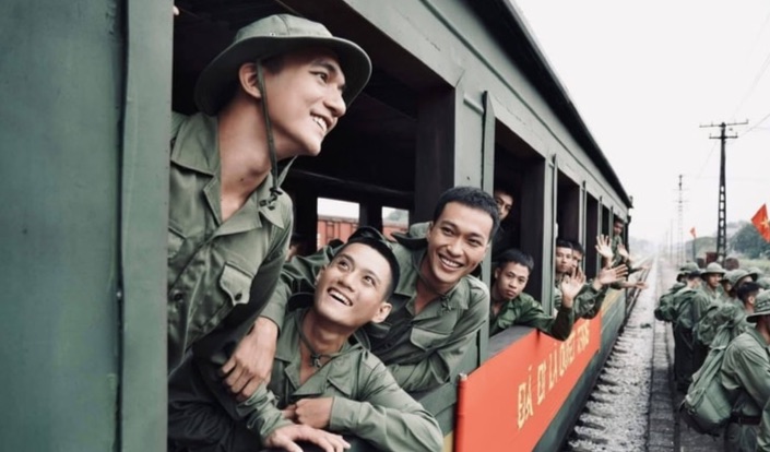 Phát vé miễn phí xem "Mưa đỏ" và "Tử chiến trên không"