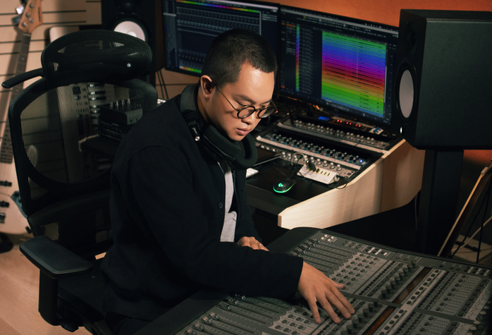 Cường Tống - "quái kiệt" nhạc phim Hoa ngữ chính thức "chào sân" nhạc Việt