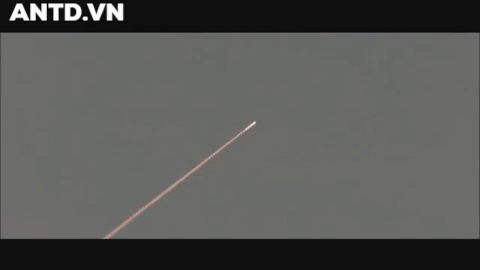 [ẢNH] Siêu pháo tự hành Mỹ hủy diệt mục tiêu cách 70 km