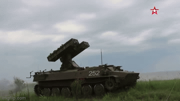 [VIDEO] "Sát thần" Strela-10M Nga vừa khai hỏa tiêu diệt mục tiêu