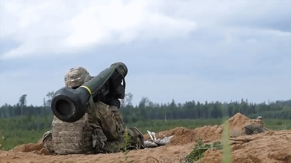 Mỹ đẩy mạnh sản xuất tên lửa chống tăng Javelin nhằm bù đắp kho dự trữ hao hụt