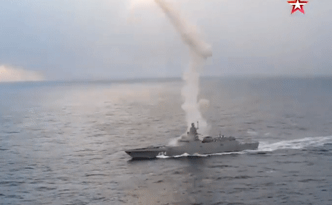 Chiến hạm đầu tiên mang tên lửa siêu thanh của Nga ra biển thử nghiệm