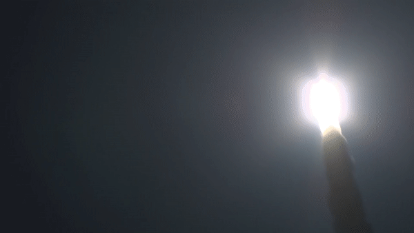 Tên lửa đạn đạo hạt nhân xuyên lục địa RS-24 của Nga