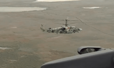 Trực thăng tấn công Ka-52 Nga diệt thiết giáp từ khoảng cách hơn 8km