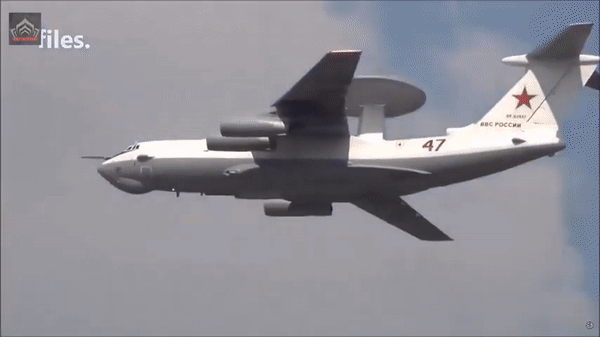 Nga sử dụng 'radar bay' A-50U để chỉ thị mục tiêu cho S-400 tại Đông Âu