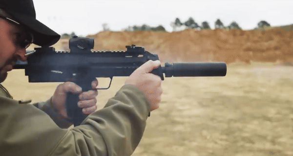 Tiểu liên cực nhanh MP7, vũ khí ưa thích của lực lượng đặc nhiệm các nước