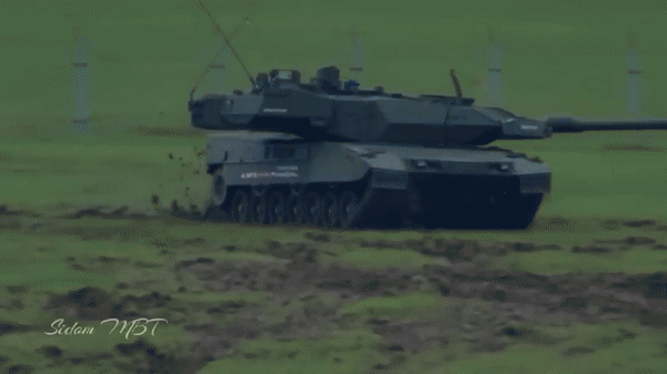 Italy mua 132 siêu tăng Leopard 2A8 cực mạnh từ Đức 