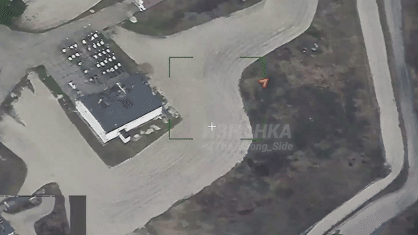 Tên lửa Nga phá huỷ 32 pháo hạng nặng 152mm của Ukraine