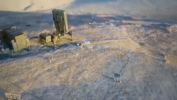 'Vòm sắt' giúp Israel đánh chặn mưa hỏa lực từ Iran