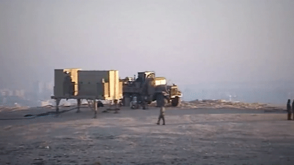 'Vòm sắt' giúp Israel đánh chặn mưa hỏa lực từ Iran