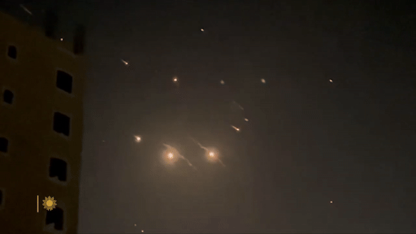 'Vòm sắt' giúp Israel đánh chặn mưa hỏa lực từ Iran