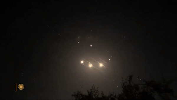 'Vòm sắt' giúp Israel đánh chặn mưa hỏa lực từ Iran