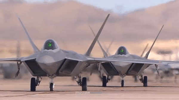 Tiêm kích F-22 Raptor